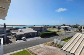 Langebaan Paaltjies Beach House